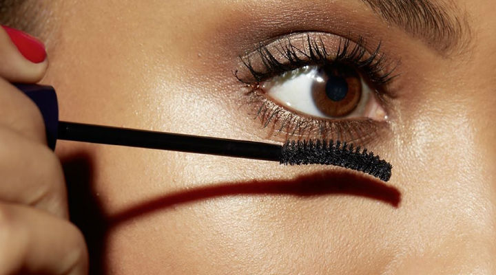 22 Best Mascaras You Can’t Live Without in 2021