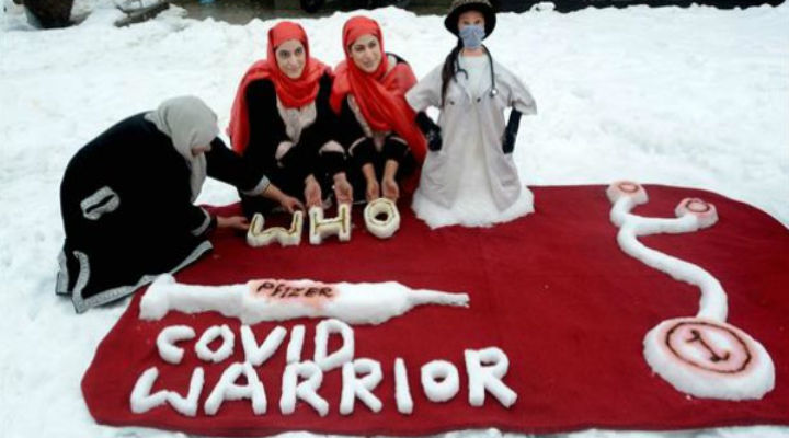 Kashmir Sisters Pay Tribute To Corona Warriors By Making A Snow Sculpture In Their Honour