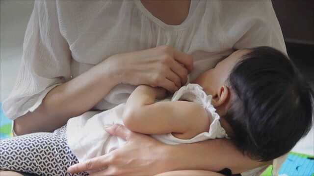 How To Stop Breastfeeding While Keeping Yourself And Baby Happy
